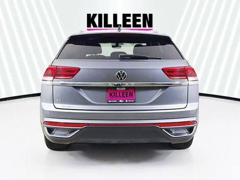 Used 2023 Volkswagen Atlas Cross Sport SE FWD image 6