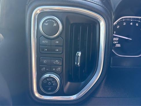 Used 2019 GMC Sierra 1500 SLT w/ SLT Premium Package AWD/4WD image 48
