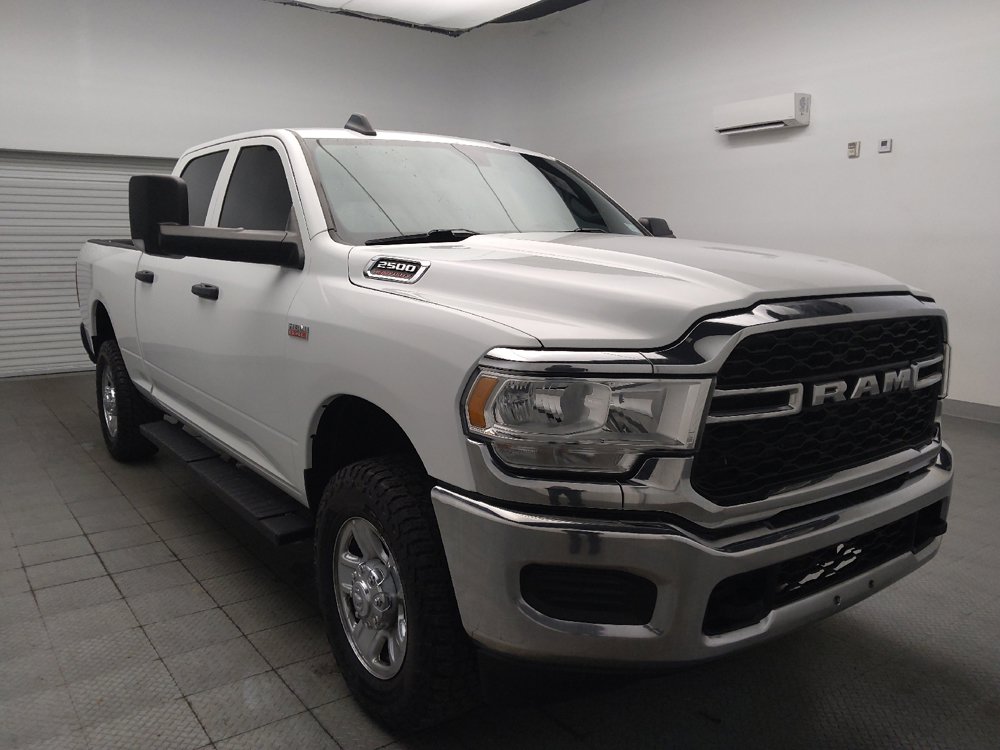 Used 2022 RAM 2500 Tradesman w/ Chrome Appearance Group AWD/4WD image 13