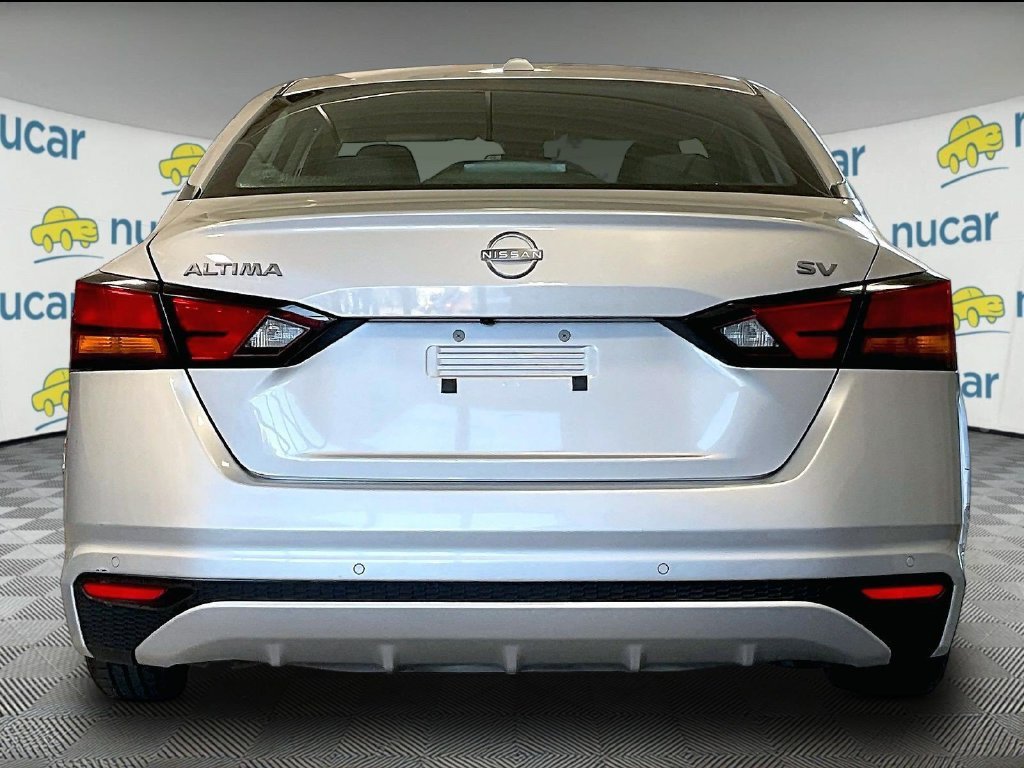 Certified 2024 Nissan Altima 2.5 SV FWD image 5