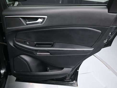 Used 2016 Ford Edge SEL w/ Equipment Group 201A image 33