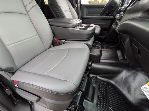 New 2026 RAM 2500 Tradesman w/ Chrome Appearance Group image 33