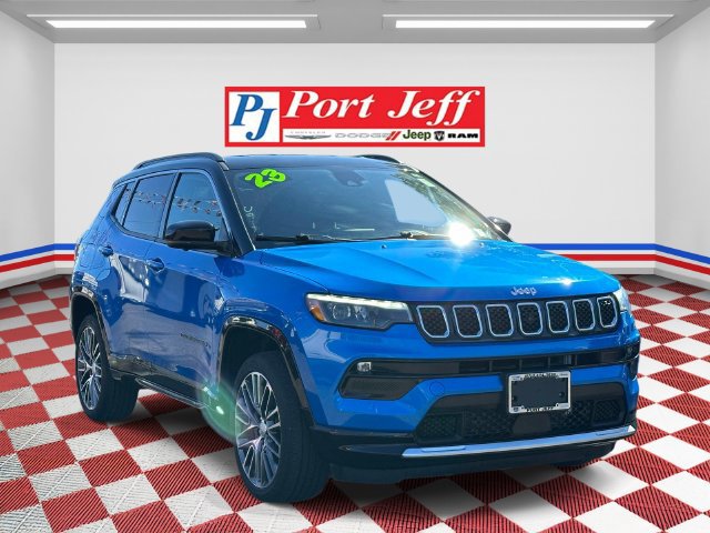 Certified 2023 Jeep Compass Limited w/ Elite Group AWD/4WD image 2