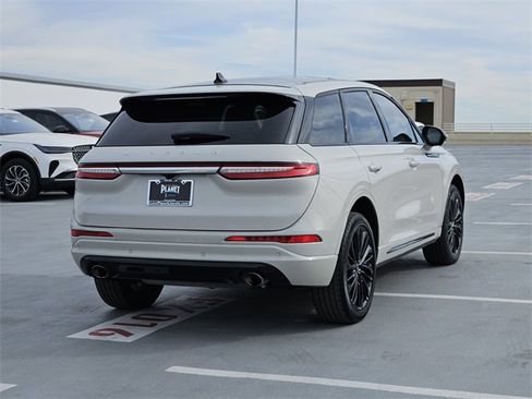 Certified 2023 Lincoln Corsair FWD w/ Equipment Group 101A image 7