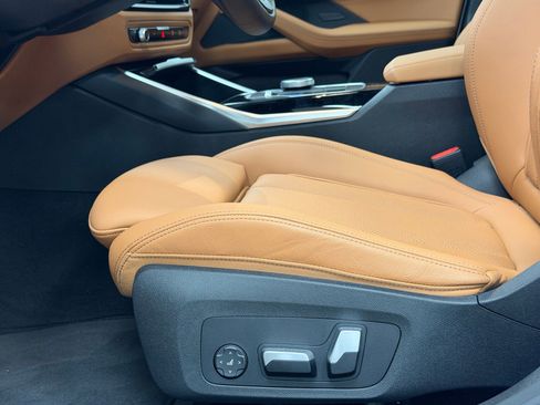 Used 2023 BMW i4 eDrive35 image 13