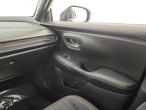 Used 2023 Honda HR-V Sport image 23