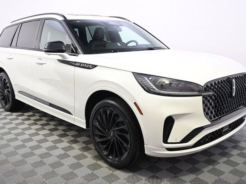 New 2026 Lincoln Aviator Reserve AWD/4WD image 8