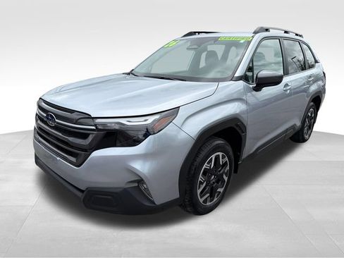 Certified 2026 Subaru Forester Premium w/ Base/Premium Package AWD/4WD image 3