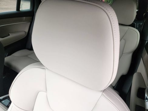 New 2026 Volvo XC90 T8 Plus w/ Protection Package AWD/4WD image 6