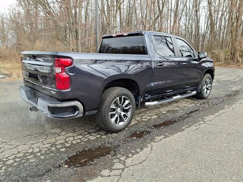 Used 2024 Chevrolet Silverado 1500 LT w/ Z71 Off-Road Package image 6