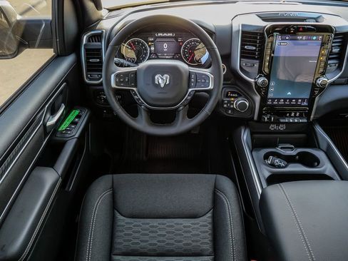 New 2026 RAM 1500 4x4 Crew Cab image 24