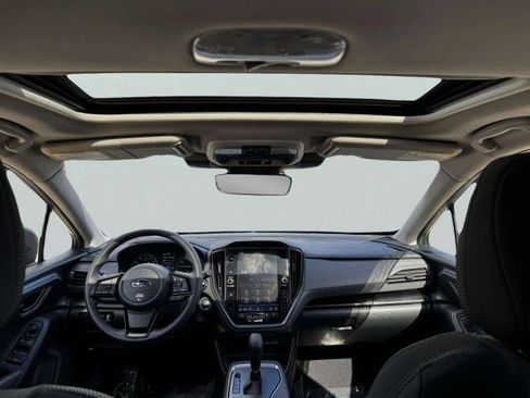 Used 2024 Subaru Crosstrek 2.0i Premium image 38