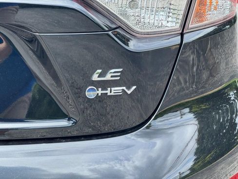 Used 2025 Toyota Corolla LE FWD image 6