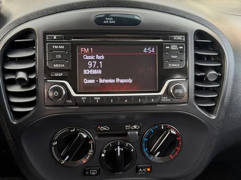 Used 2015 Nissan Juke S AWD/4WD image 14