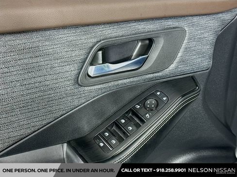 Certified 2023 Nissan Rogue SV AWD/4WD image 17