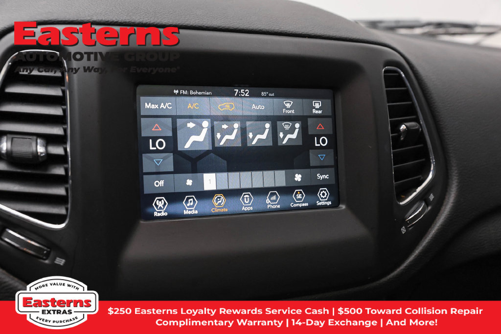 Used 2018 Jeep Compass Latitude w/ Popular Equipment Group AWD/4WD image 20