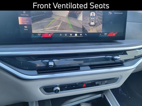 Used 2024 BMW X5 xDrive50e w/ Premium Package image 18