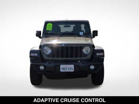 Used 2026 Jeep Wrangler Unlimited Sport AWD/4WD image 4