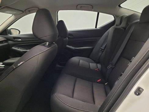 Used 2024 Nissan Altima 2.5 SV FWD image 18