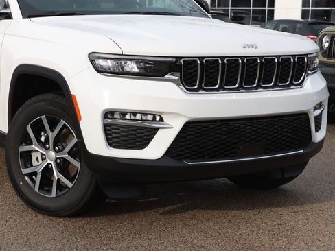 New 2025 Jeep Grand Cherokee Limited w/ MOPAR Finishing Package image 2