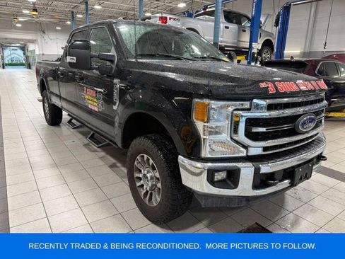 Used 2022 Ford F350 Lariat w/ Lariat Value Package AWD/4WD image 1