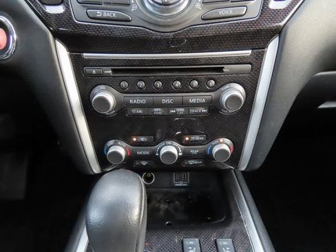 Used 2019 Nissan Pathfinder SL w/ Rock Creek Edition image 25