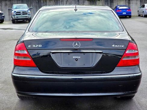 Used 2005 Mercedes-Benz E 320 4MATIC Sedan image 6