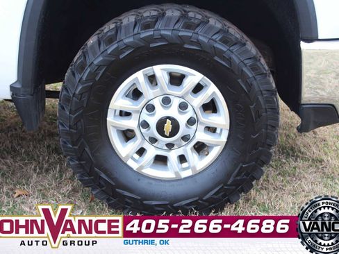 Used 2020 Chevrolet Silverado 2500 LT image 13