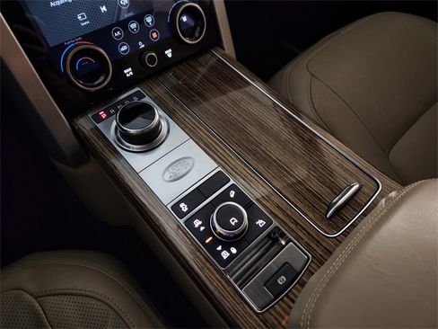 Used 2019 Land Rover Range Rover HSE image 20