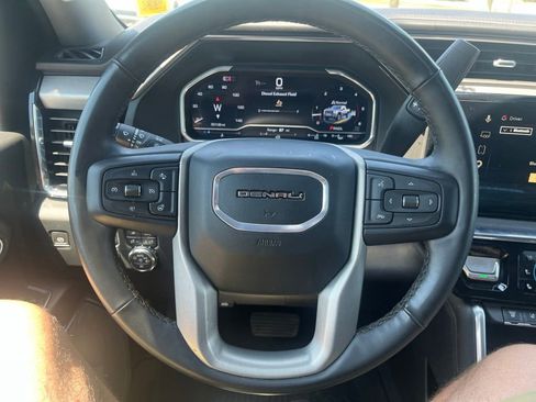 Used 2024 GMC Sierra 2500 Denali w/ Denali Reserve Package AWD/4WD image 22
