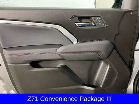 Certified 2023 Chevrolet Colorado Z71 w/ Z71 Convenience Package 2 AWD/4WD image 12
