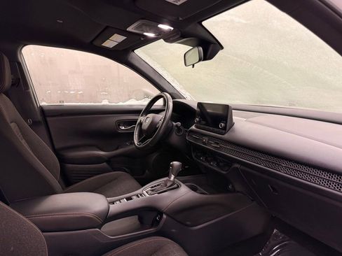 Used 2023 Honda HR-V Sport image 29