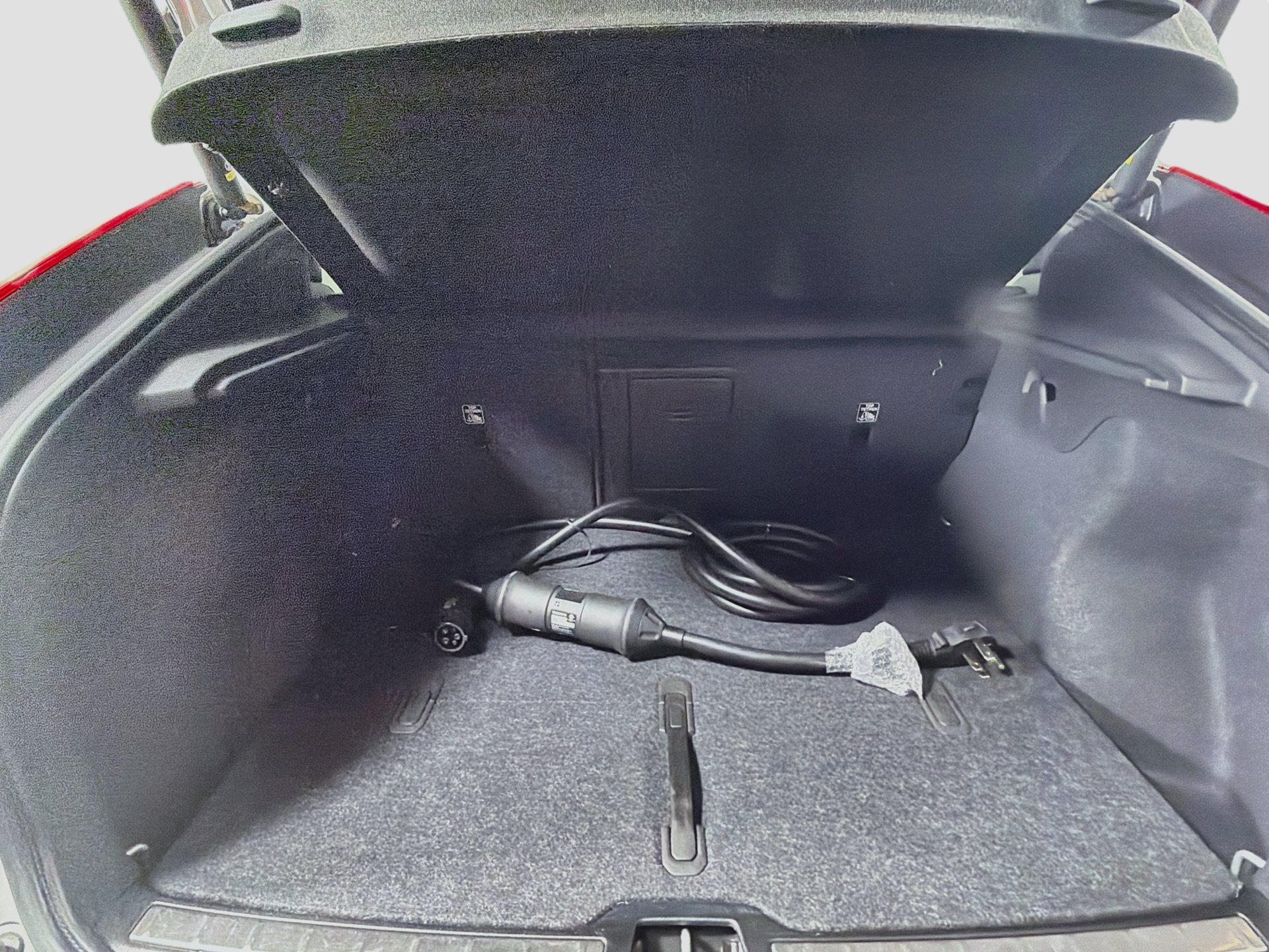 Used 2023 Volvo C40 P8 Recharge Ultimate AWD/4WD image 27