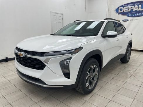 New 2026 Chevrolet Trax LT w/ Driver Confidence Package FWD image 15