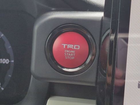 Used 2024 Toyota Tacoma TRD Sport RWD image 33