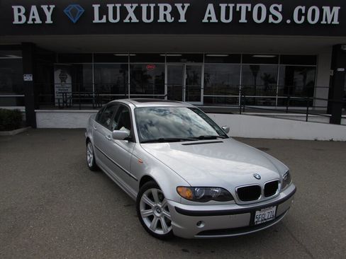 Used 2003 BMW 325i Sedan RWD image 1