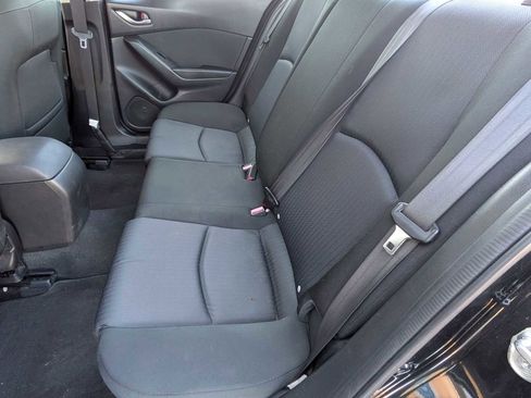 Used 2014 MAZDA MAZDA3 i Sport image 16