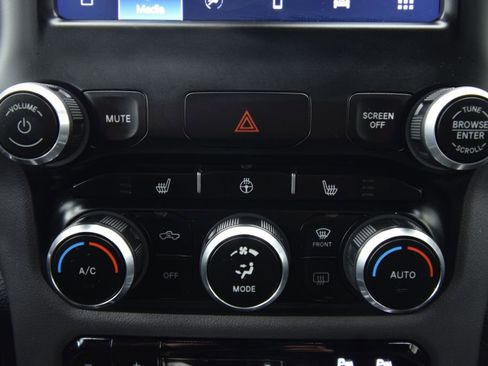 Used 2023 RAM 1500 Big Horn image 35