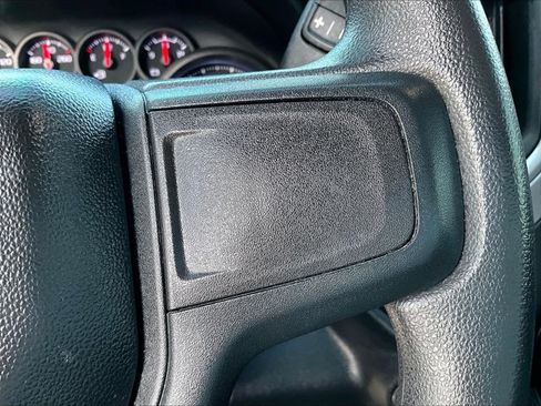 Used 2023 Chevrolet Silverado 1500 Custom RWD image 21