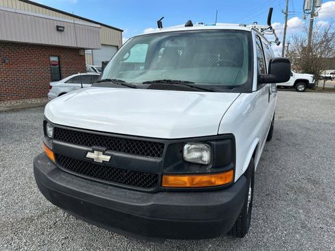 Used 2013 Chevrolet Express 2500 image 3