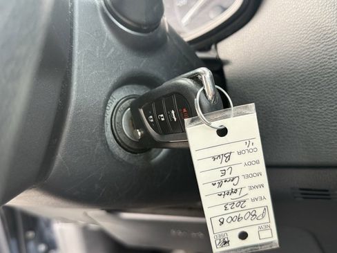 Used 2023 Toyota Corolla LE image 21