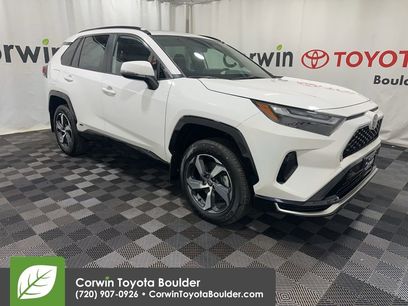 New 2025 Toyota RAV4 SE