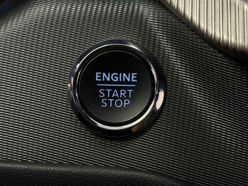 Used 2025 Ford Explorer ST-Line w/ ST-Line Street Pack image 31