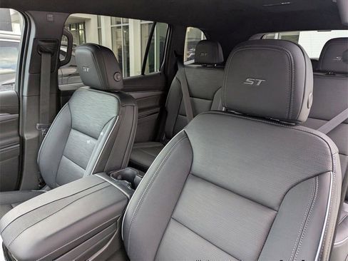 New 2026 Buick Enclave Sport Touring w/ Power Package image 10