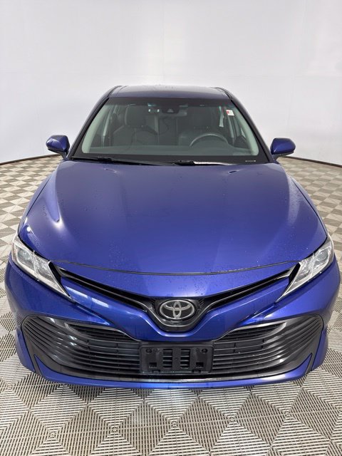 Used 2018 Toyota Camry LE FWD image 4