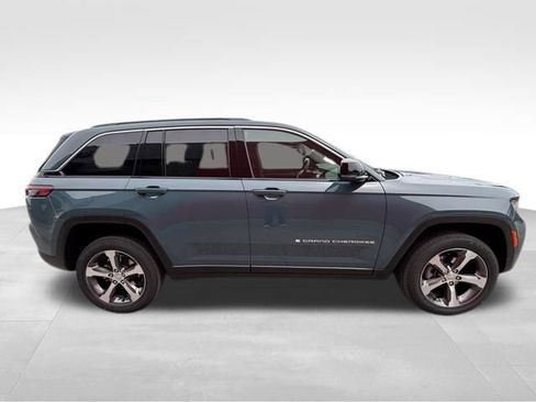New 2026 Jeep Grand Cherokee Limited RWD image 6
