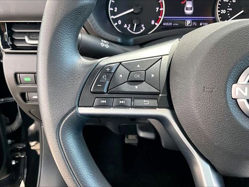 Certified 2024 Nissan Sentra SV image 23