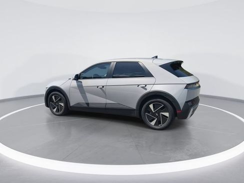 Used 2025 Hyundai Ioniq 5 SE AWD/4WD image 6