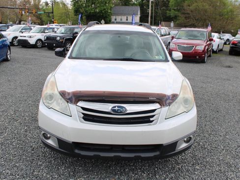 Used 2011 Subaru Outback 2.5i Premium AWD/4WD image 3