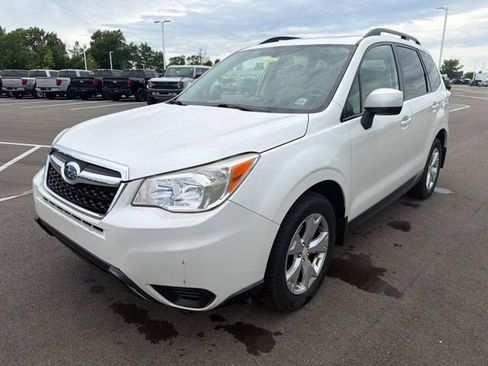 Used 2015 Subaru Forester 2.5i Premium w/ All-Weather Package AWD/4WD image 2